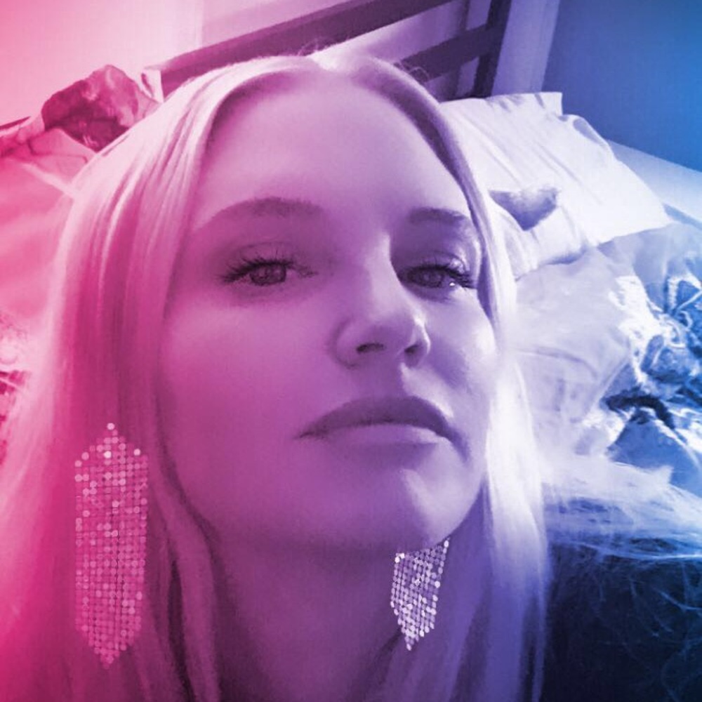 Meet your Posher, Melissa